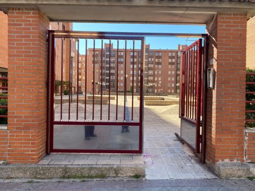 Puertas-abatibles-76